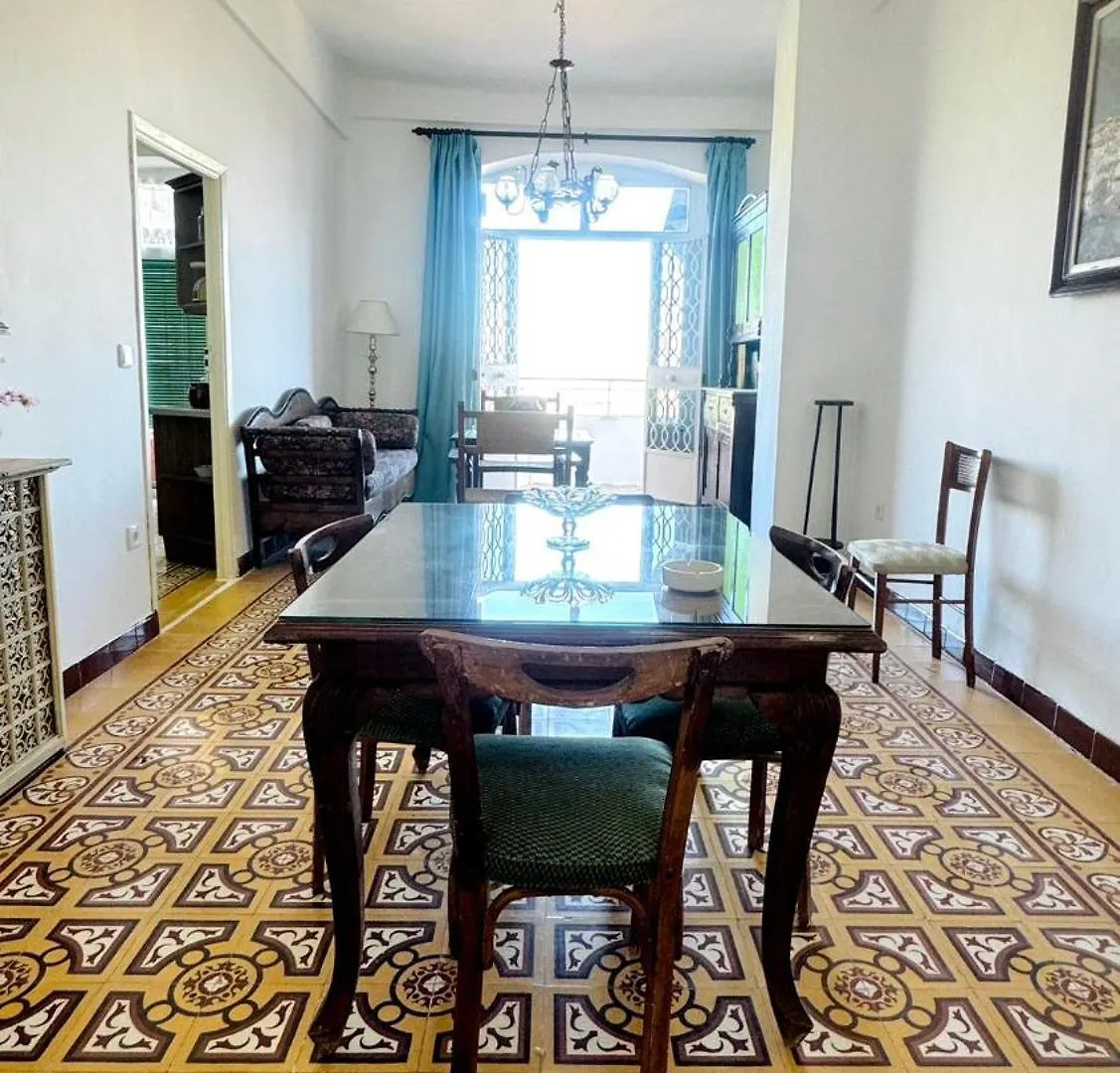 Bedmar y GarciezCasa Valentina公寓